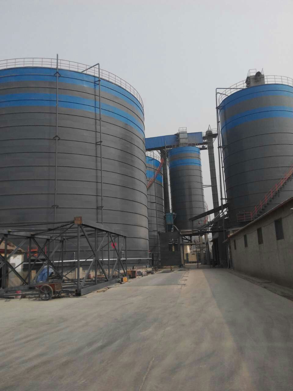 张家界粉煤灰储存库基础怎么建造